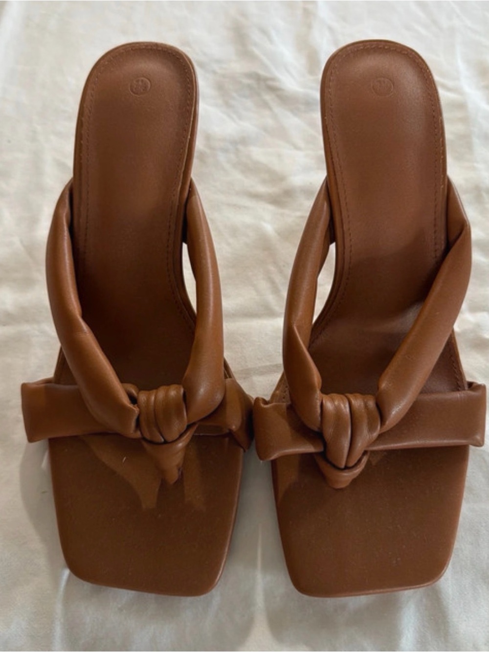 Women's Knotted Slide Heels in Brown